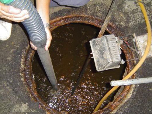 丘北隔油池清理